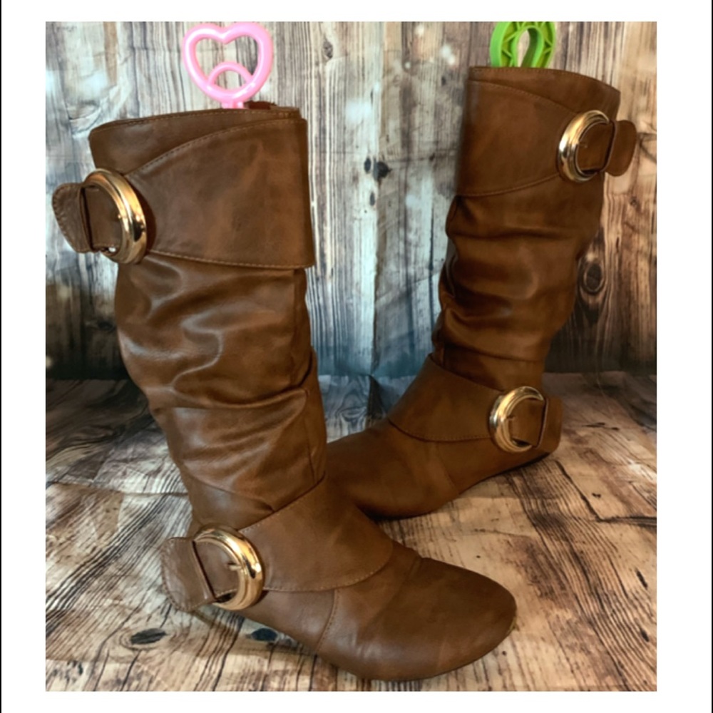 Brown Boots 👢